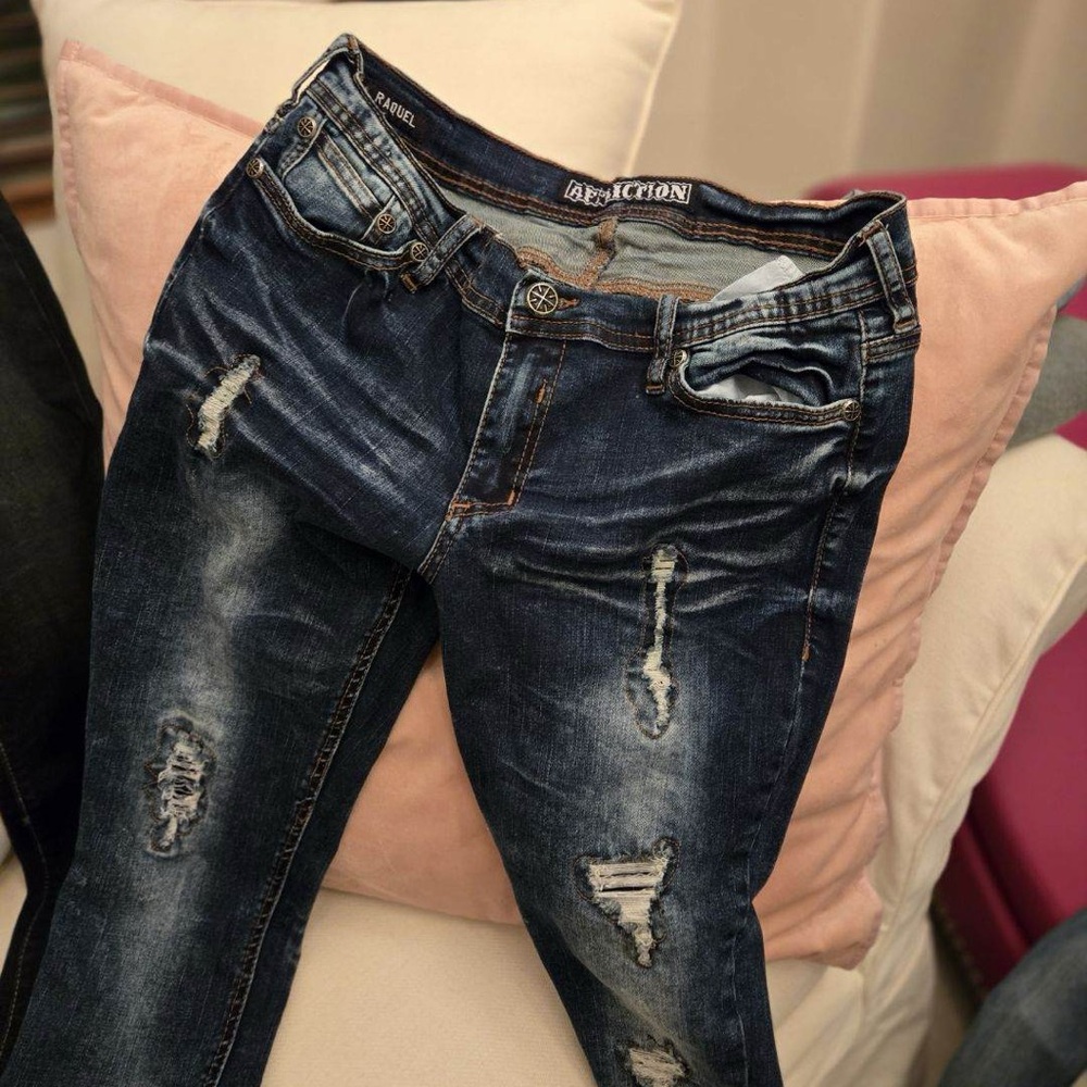 BKE Buckle Ripped Denim Jeans